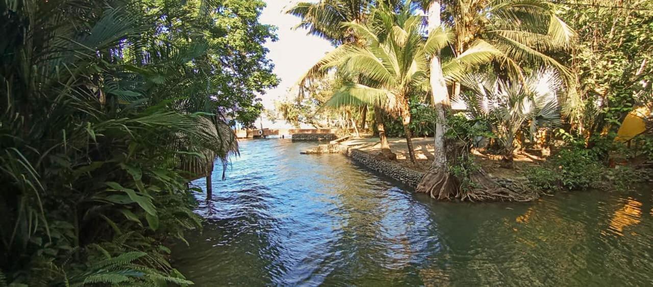 Casa Caribe Hotel Rio Dulce Eksteriør bilde