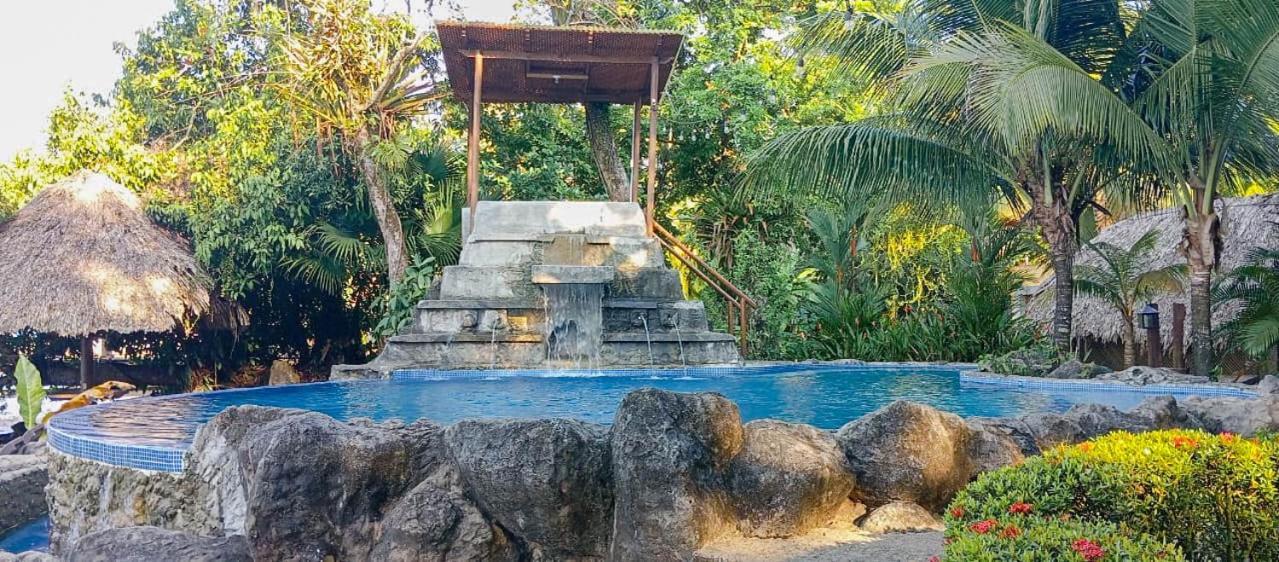 Casa Caribe Hotel Rio Dulce Eksteriør bilde