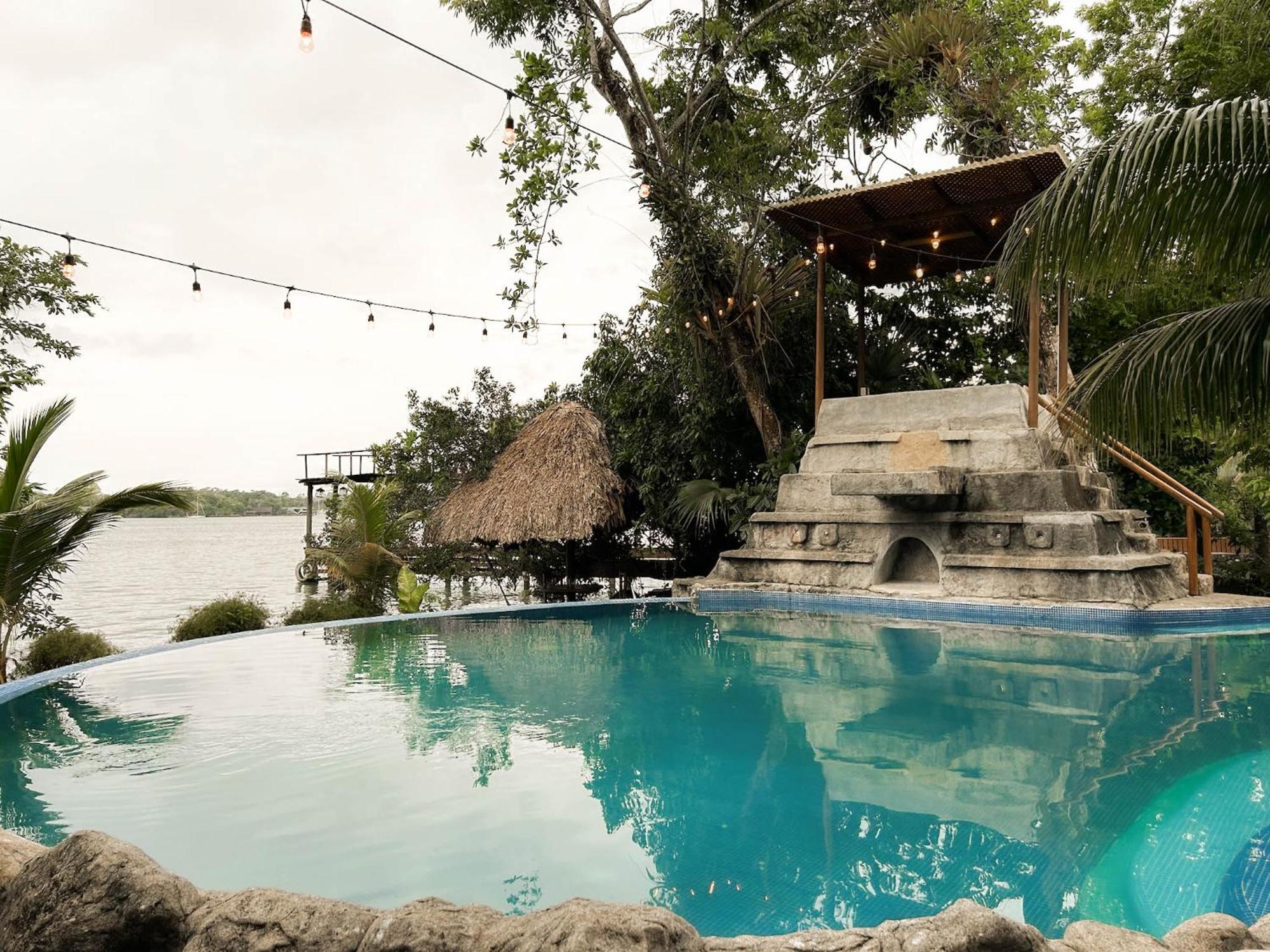 Casa Caribe Hotel Rio Dulce Eksteriør bilde